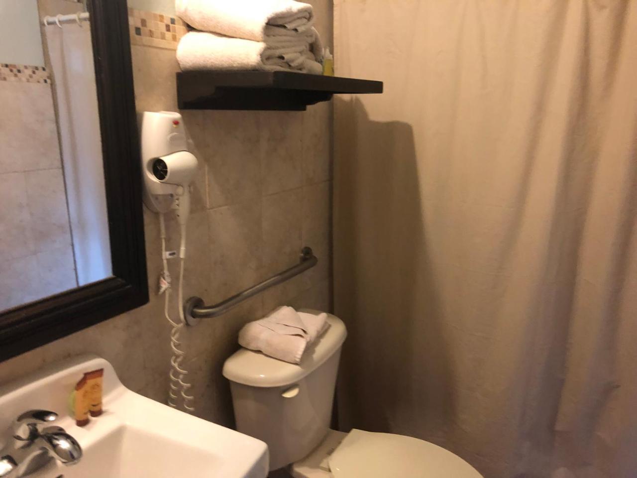 רינקון Las Palmas Inn מראה חיצוני תמונה