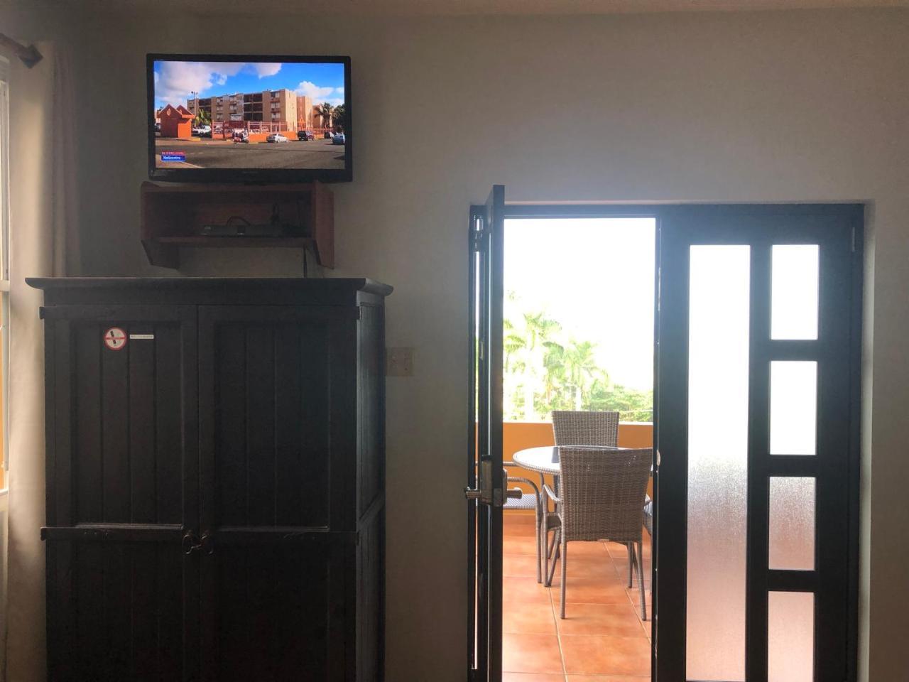 רינקון Las Palmas Inn מראה חיצוני תמונה