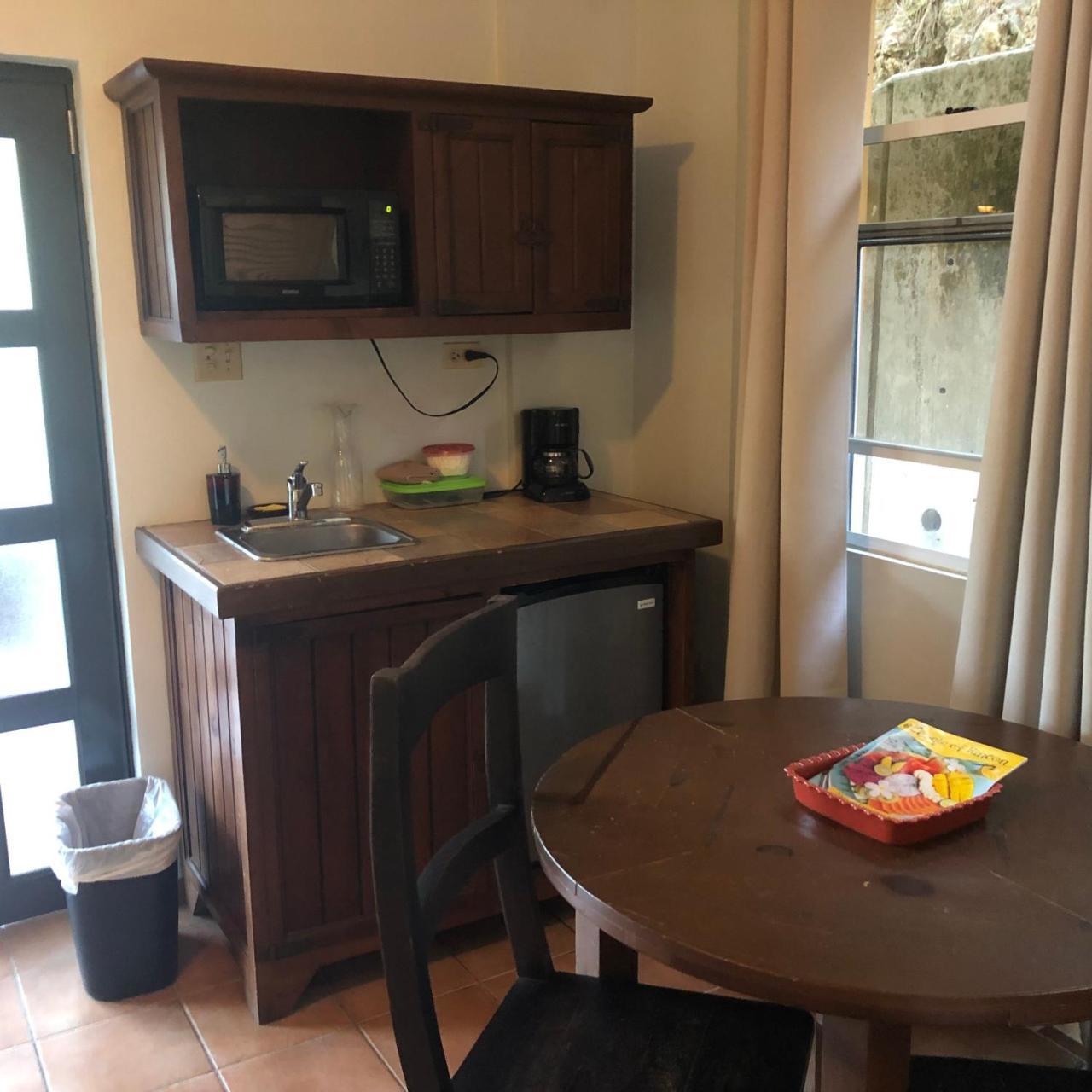 רינקון Las Palmas Inn מראה חיצוני תמונה